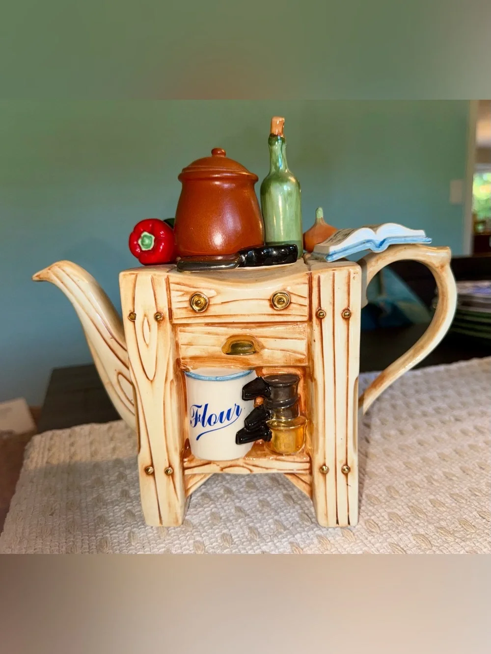 RARE Teapottery England Vintage Ceramic Teapot Cog au Vin Large 10 inch
